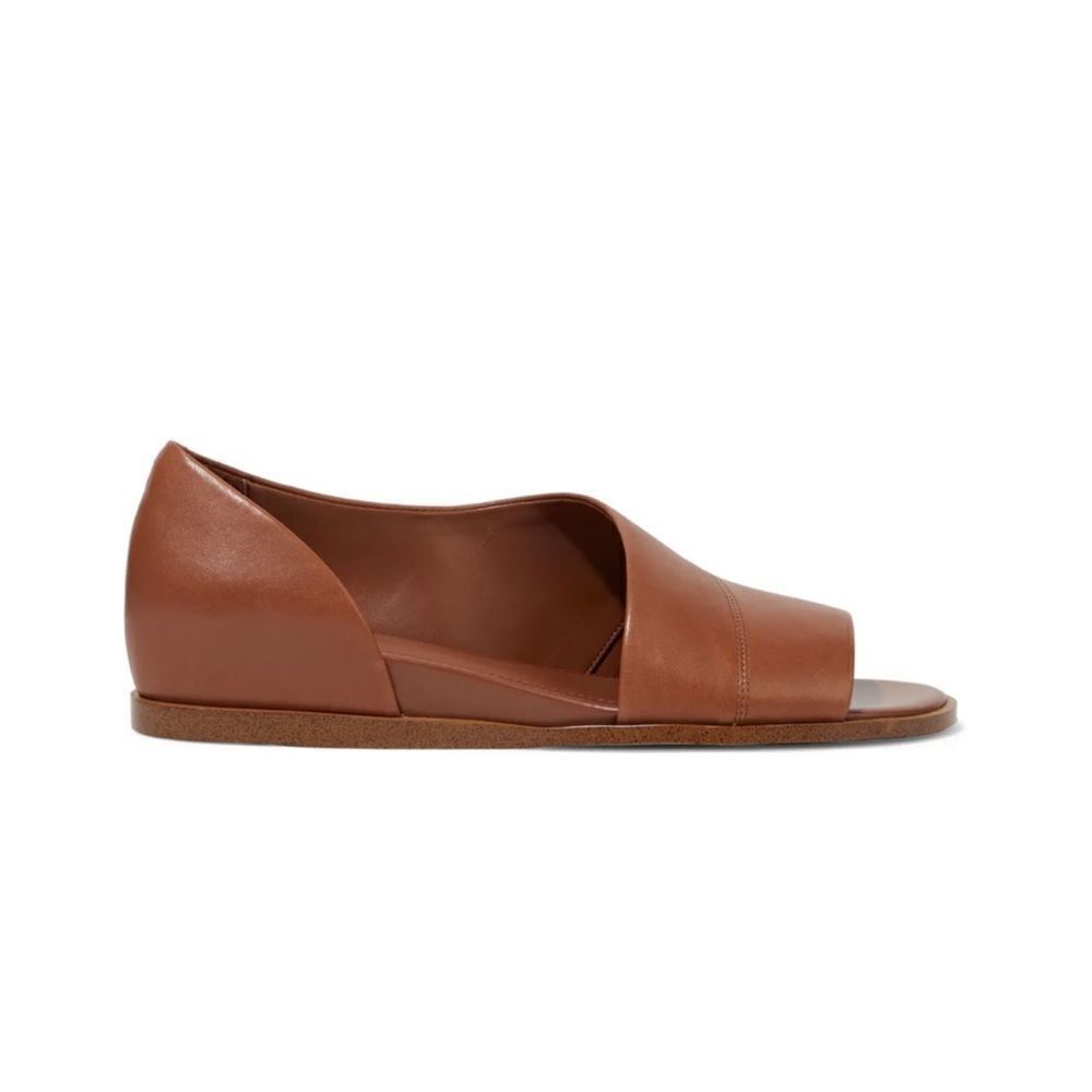 DKNY Dya Leather Sandals